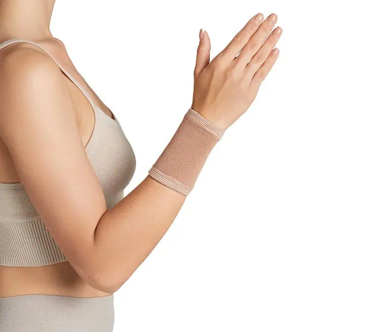 AR-167R Elastyczny stabilizator nadgarstka. IMMOBILO SOFT-R