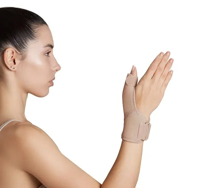 Orteza kciuka z szyną aluminiową. IMMOBILO THUM-B